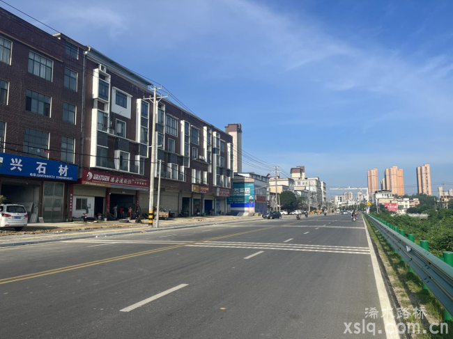 【“最后一道工序”項目沖刺】S201河東街段改造工程“加速度”，如期完成目標任務(wù)